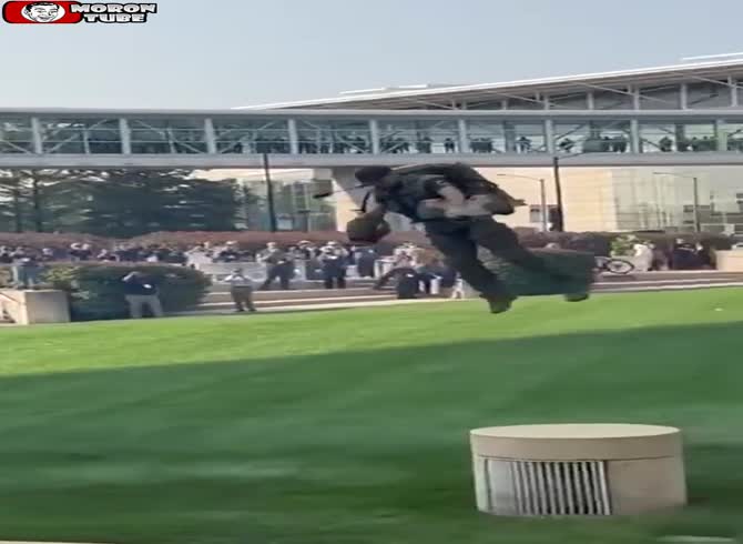 Video :A demonstration of an amazing Jetpack